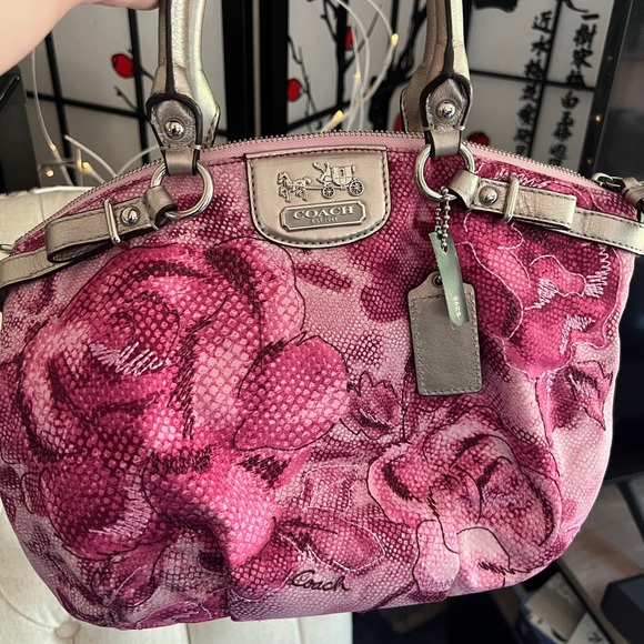 NEW w/tags Coach Madison Sophia Pink Floral Bag - Picture 10 of 13